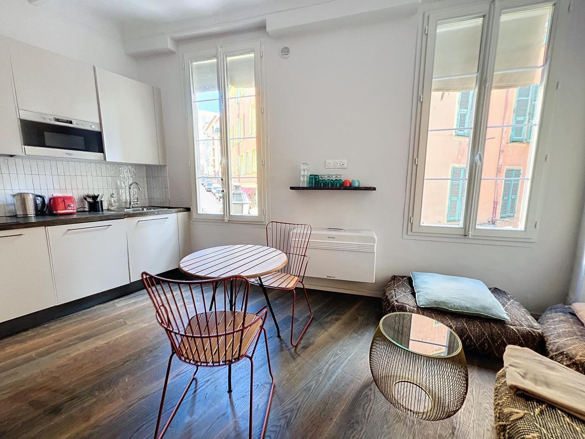 Charming Old Appartement *